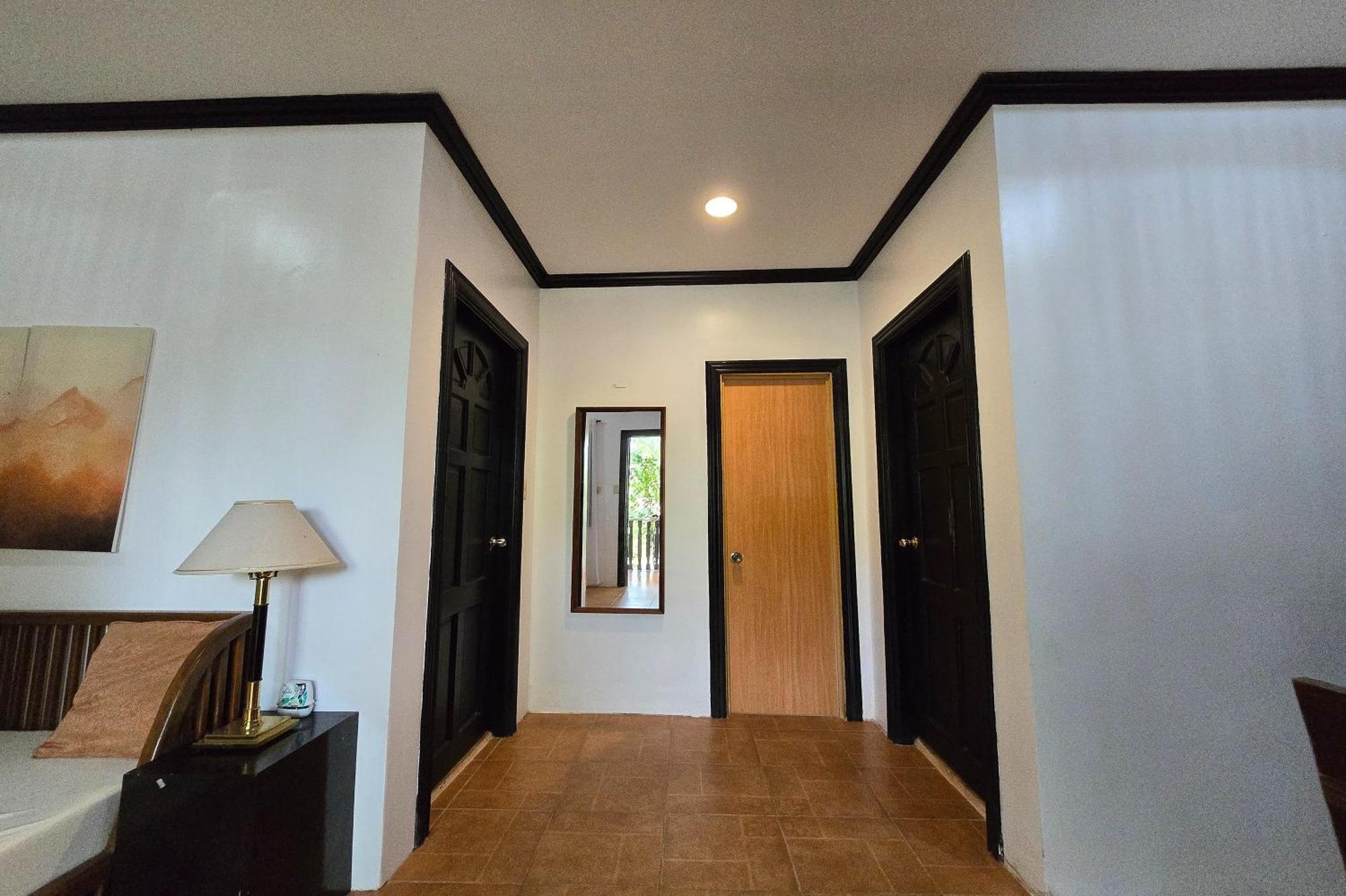 Grand Villa Laguna Bay Exterior photo