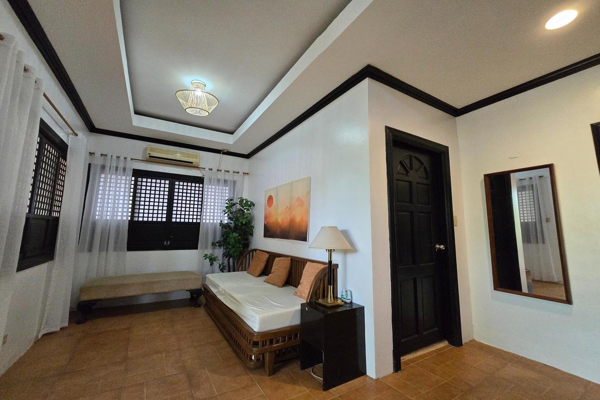 Grand Villa Laguna Bay Exterior photo