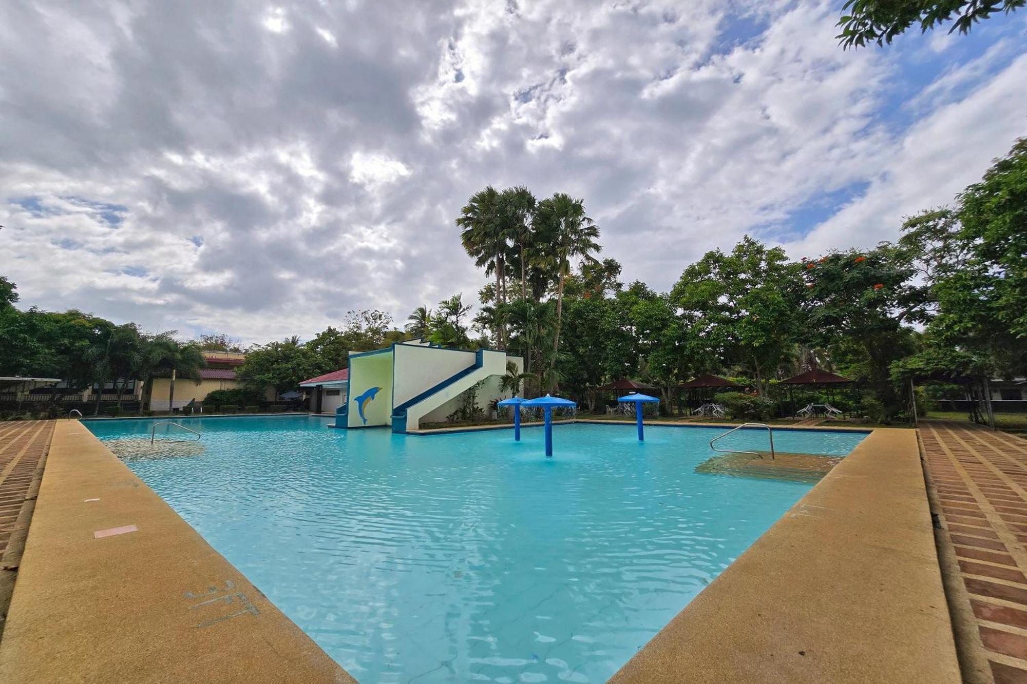 Grand Villa Laguna Bay Exterior photo
